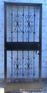 CONTRAPUERTA